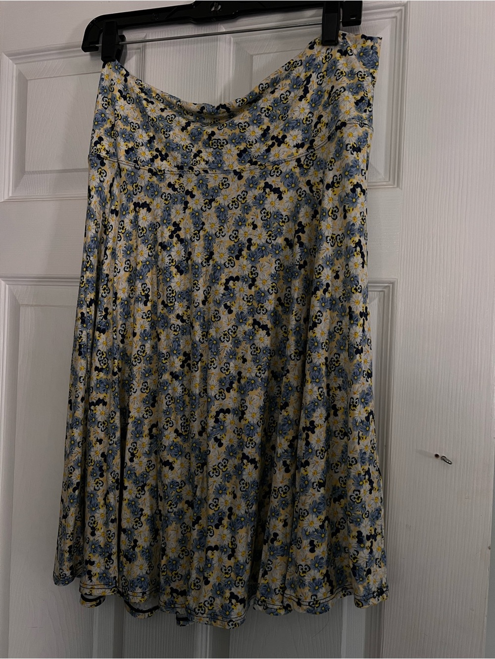 Max Studio daisy skirt